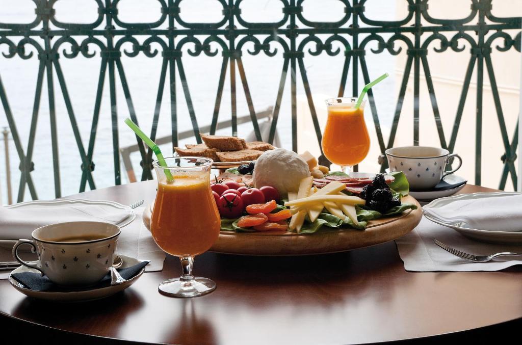 Hotel Ploes إرموبولّي المظهر الخارجي الصورة